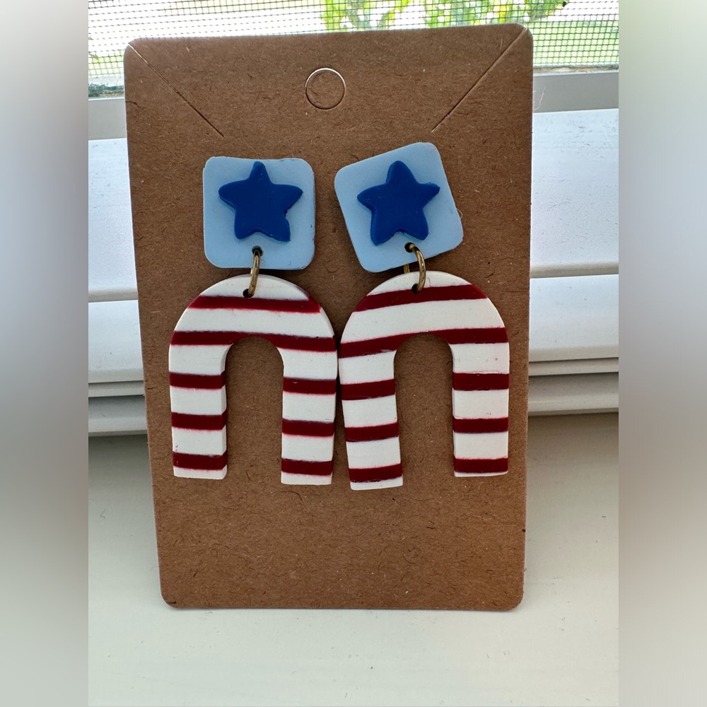 America 🇺🇸 clay earrings